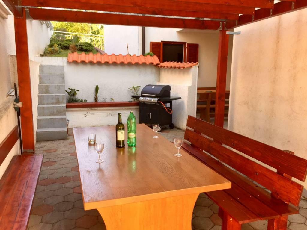 amz Ap3 Apartman Jadranovo Kültér fotó