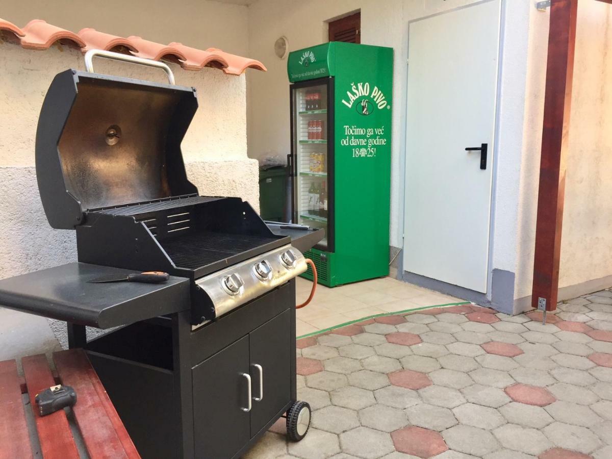 amz Ap3 Apartman Jadranovo Kültér fotó